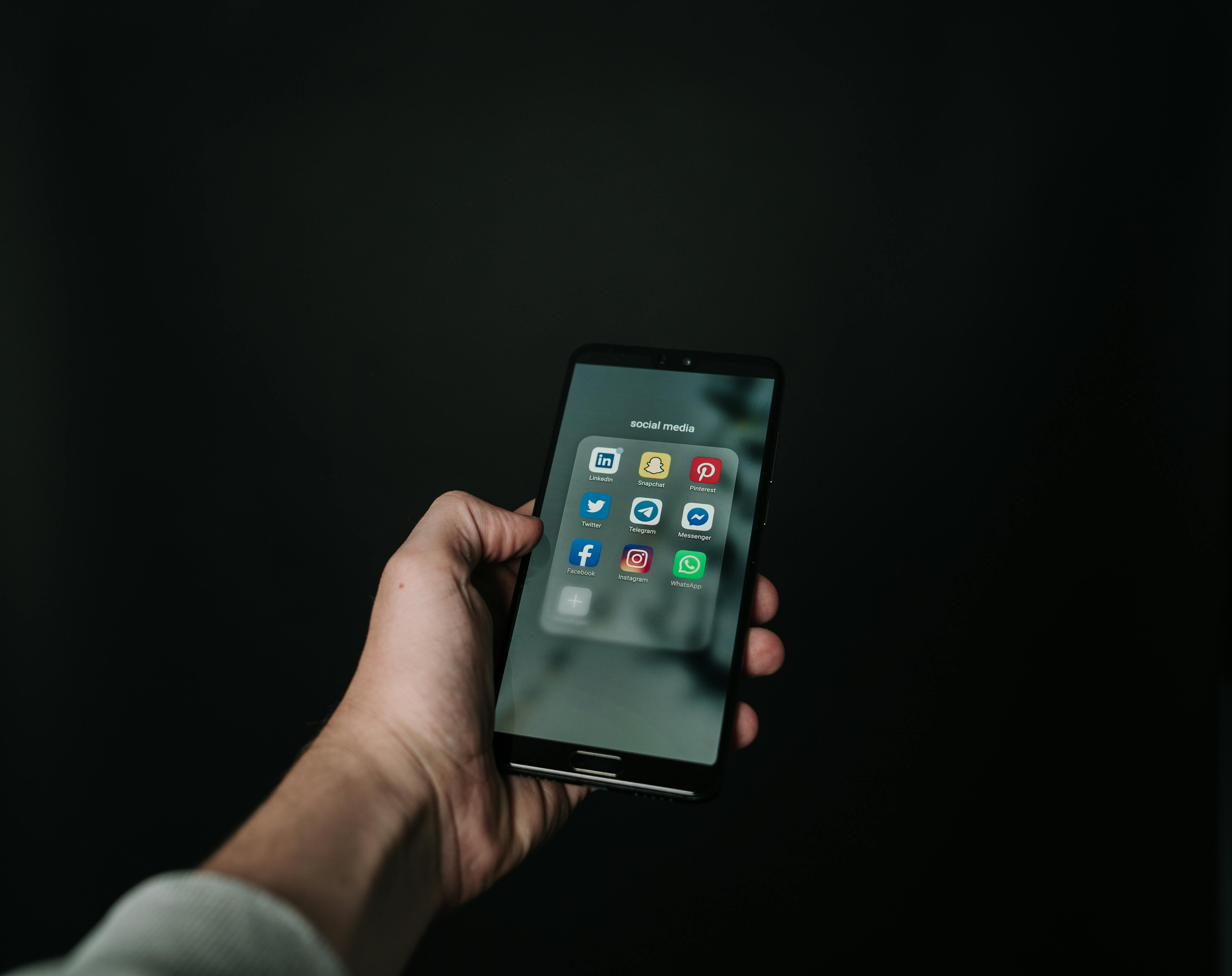 Best 7 Ways to Stream Music Efficiently on Spotify in 2025